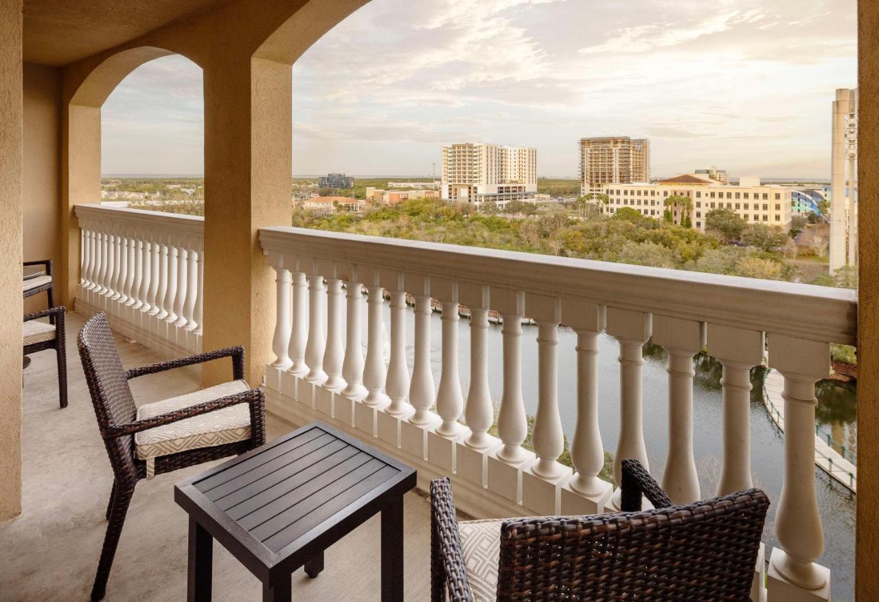 Hilton St. Petersburg Carillon Park Hotell Eksteriør bilde